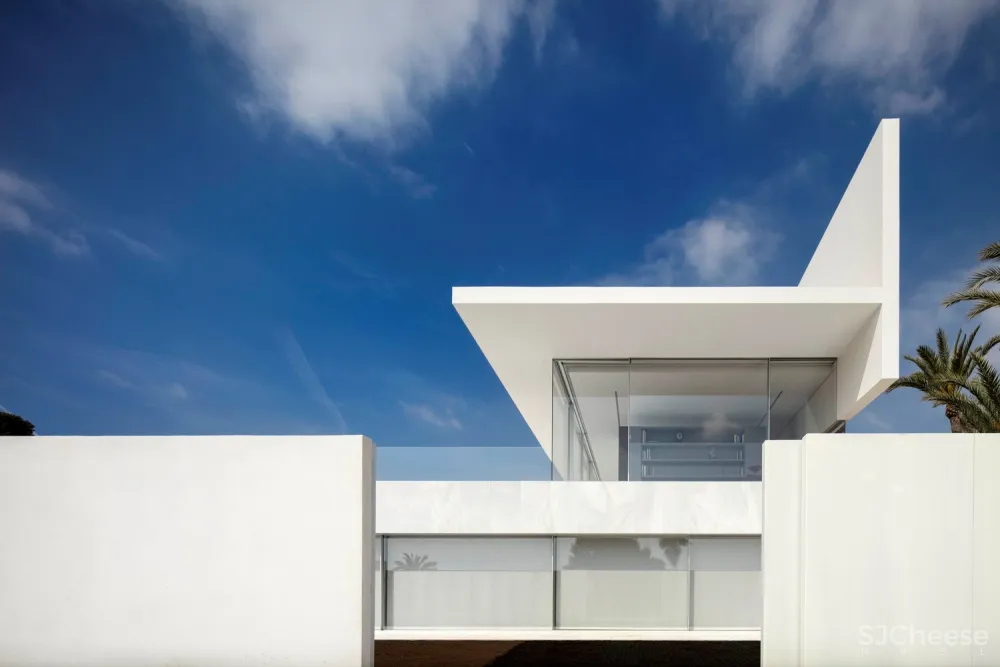 Fran Silvestre Arquitectos:远眺大海 Hofmann House 首
