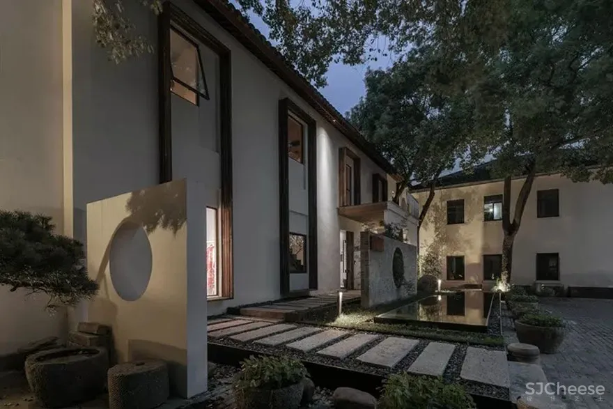 640.webp (2).jpg 荷木HEMU服装上海总部办公与展示空间设计 | 亿端国际设计