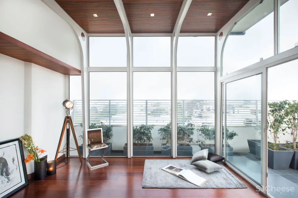 屋顶船舱2号 / Harsh Vardhan Jain Architects