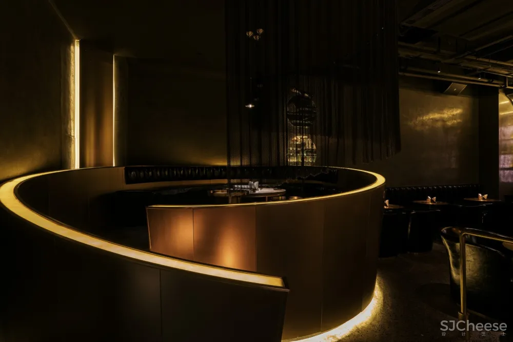 多元选择中追寻,定义独有基因 | 珑腾商业空间设计事务所 首