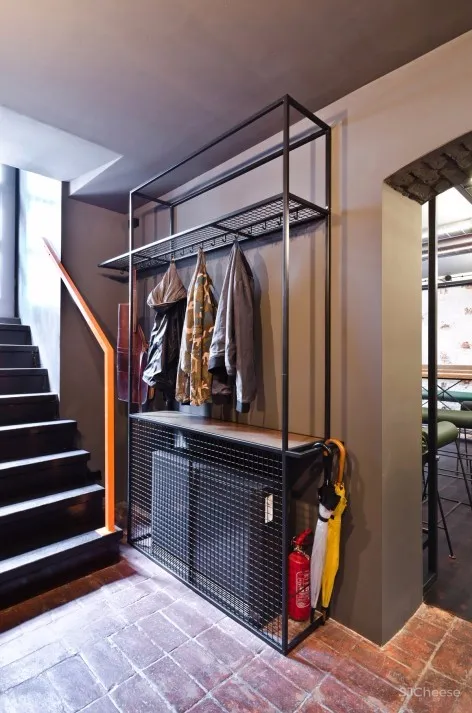 波兰 Źródło威士忌酒吧 | Adam Wiercinski