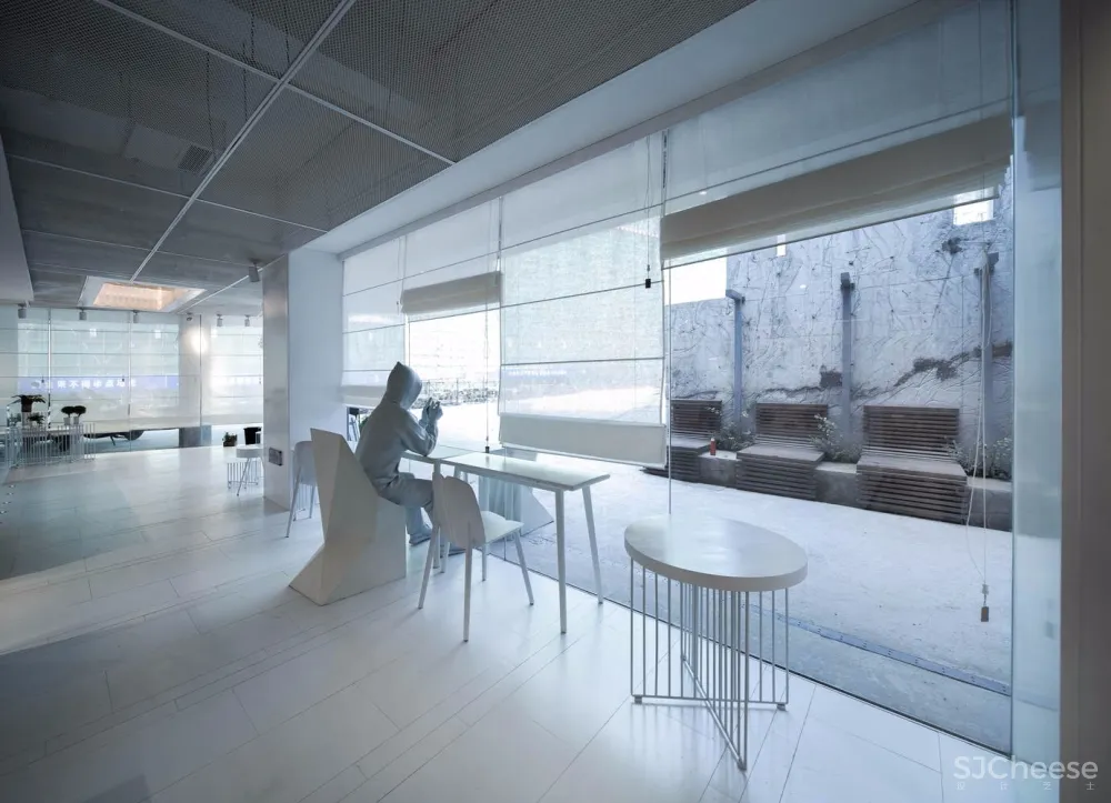 水木言设计:成都“白”止间书店 首