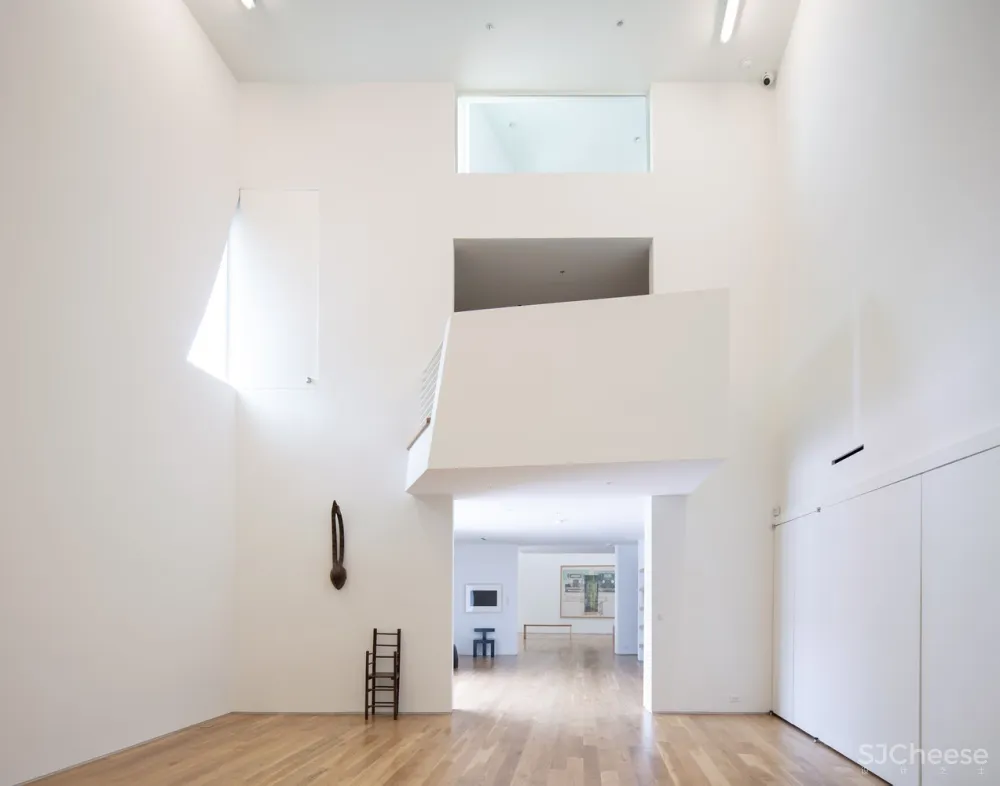 Transart艺术基金会,缝隙进入艺术光 / Schaum/Shieh