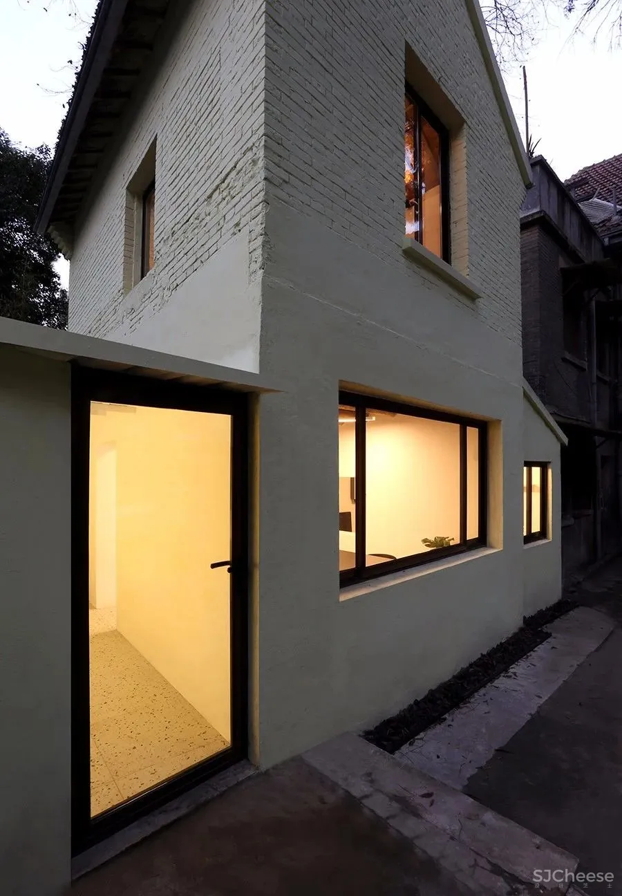 纯净下的历史建构之美 | 高云岭20号Garage House