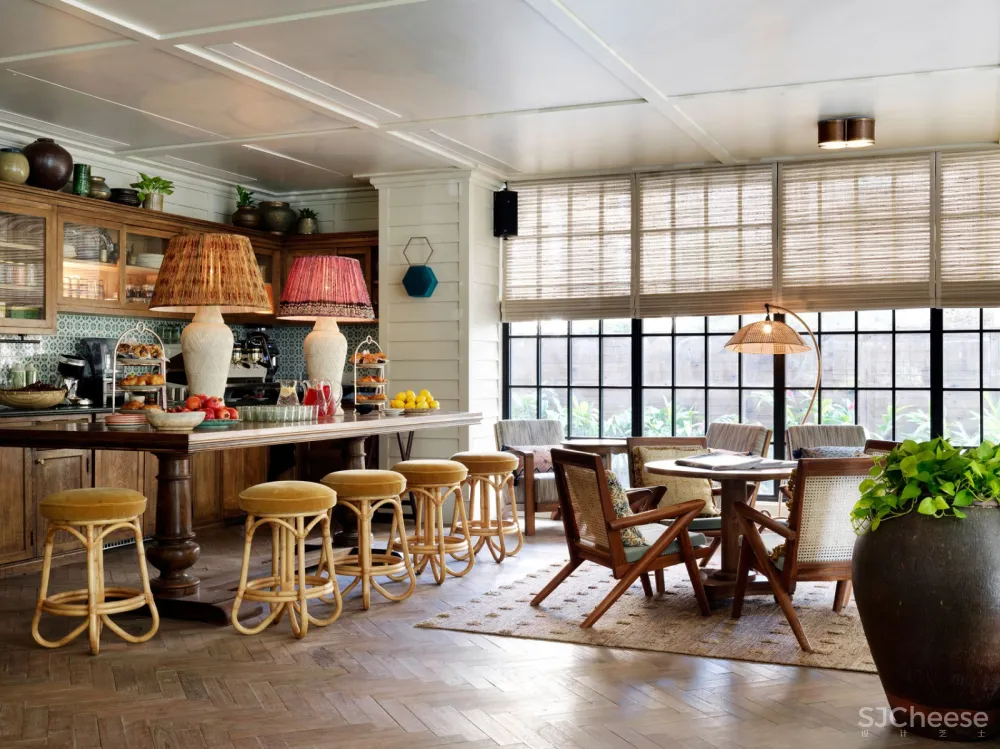 孟买Soho House：借鉴了印度传统纺织品图案