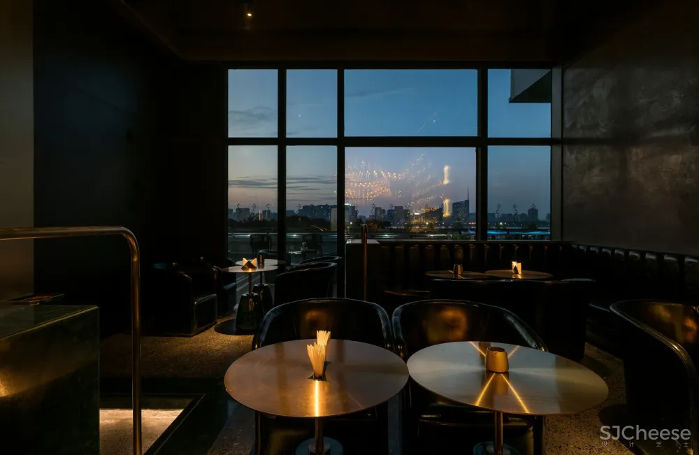 多元选择中追寻，定义独有基因 | 珑腾商业空间设计事务所 首