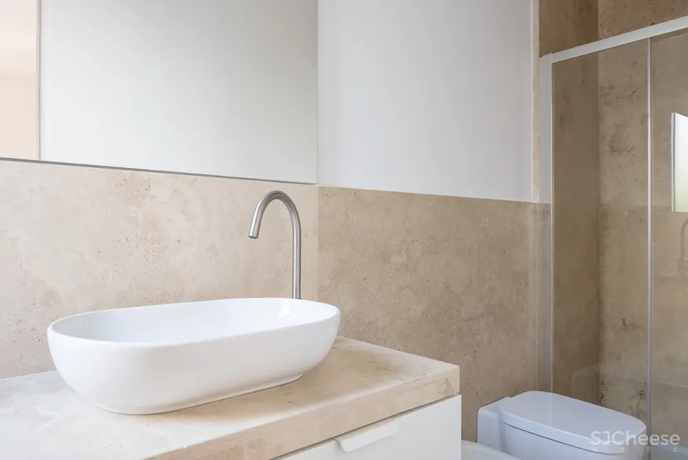 Nisida公寓改造,罗马 / Margine