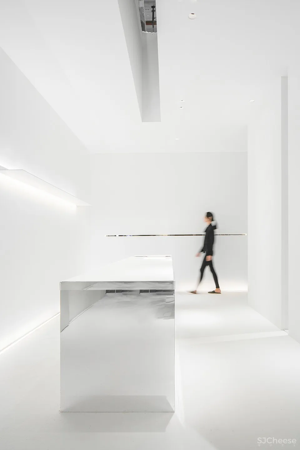 尔我空间设计研究室:广州 无形间 首