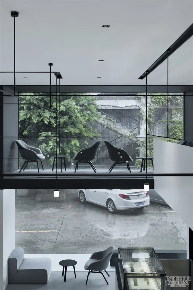 厂子里的甜品盒子