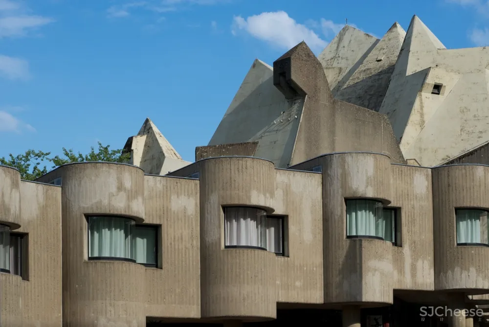 AD 经典：粗野主义代表作圣玛丽大教堂 / Gottfried Böhm