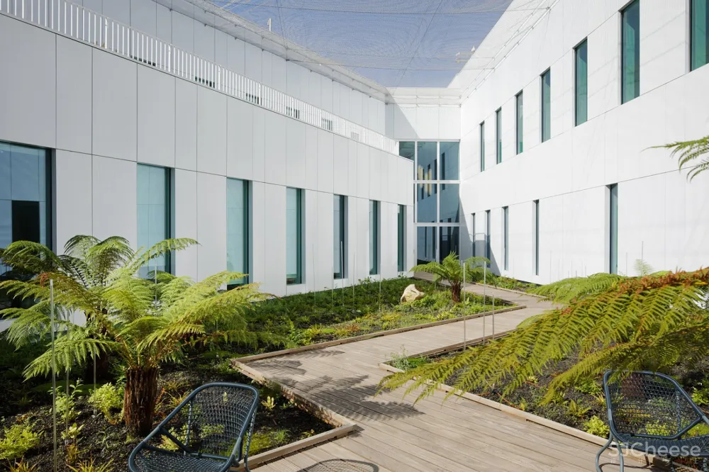 法国中央银行La Courneuve中心，巴黎 / Jean-Paul Viguier et Associés