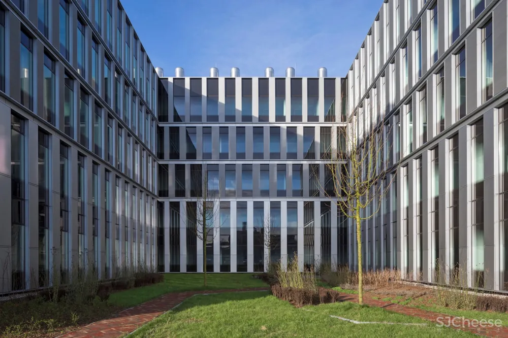 莱顿大学贝塔园区,荷兰 / 瑛泊