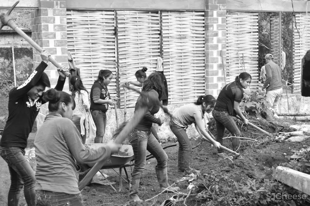 Tepetzintan村镇生产学校，墨西哥 / Rural Digital Baccalaureate No. 186 + Comunal: taller de arquitectura