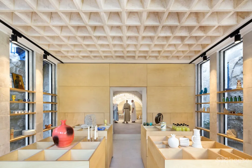 修道院地窖商店 / AAU ANASTAS