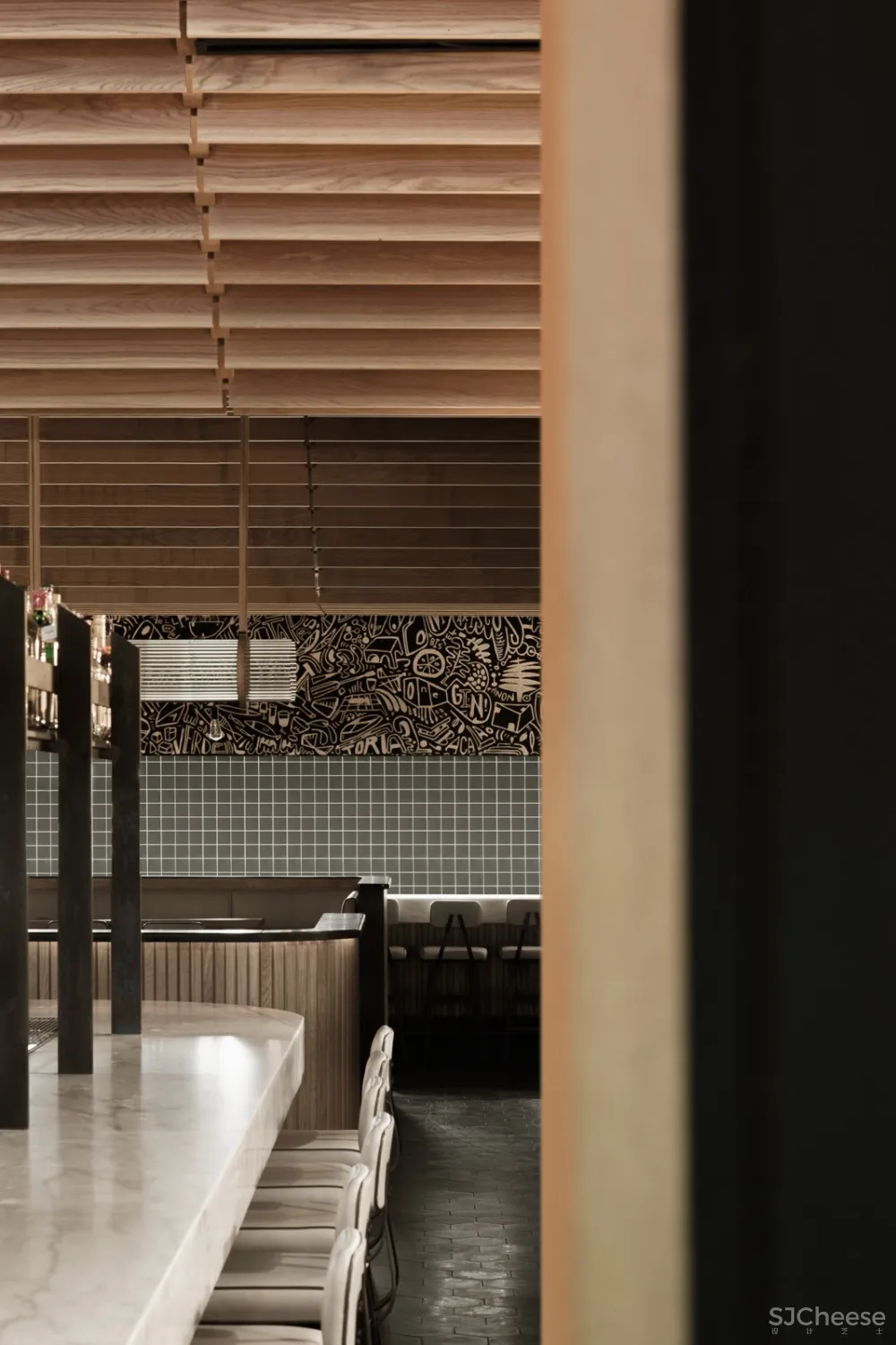 创造温暖的质感:巴塞罗那Boqueria tapas酒吧 首