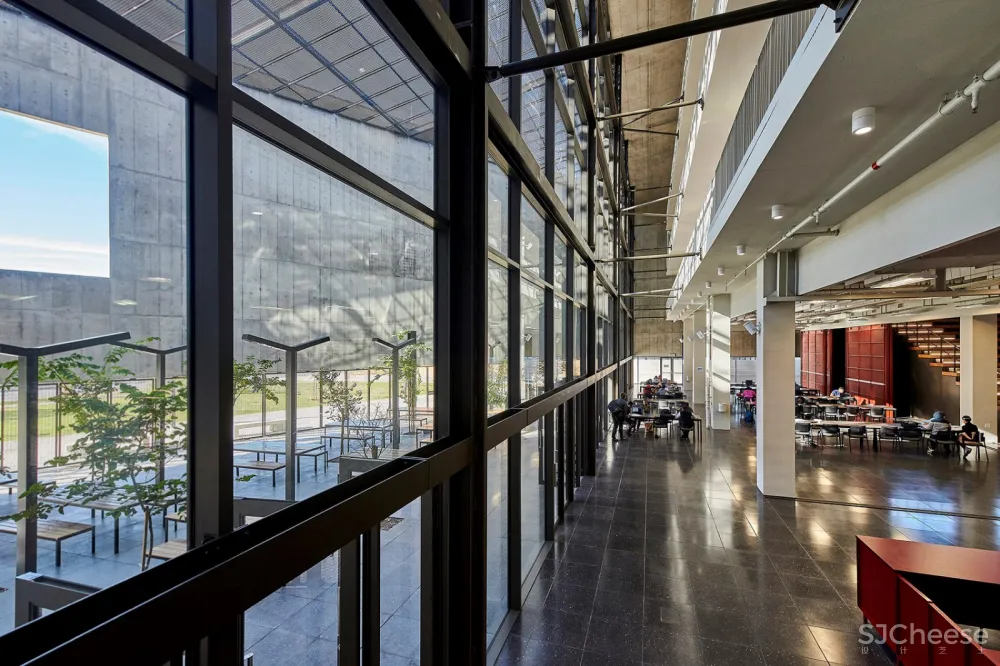 Sol Plaatje大学学生资源中心，南非 / designworkshop