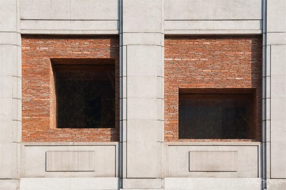 东仓建设,UR华师旗舰店—峡谷