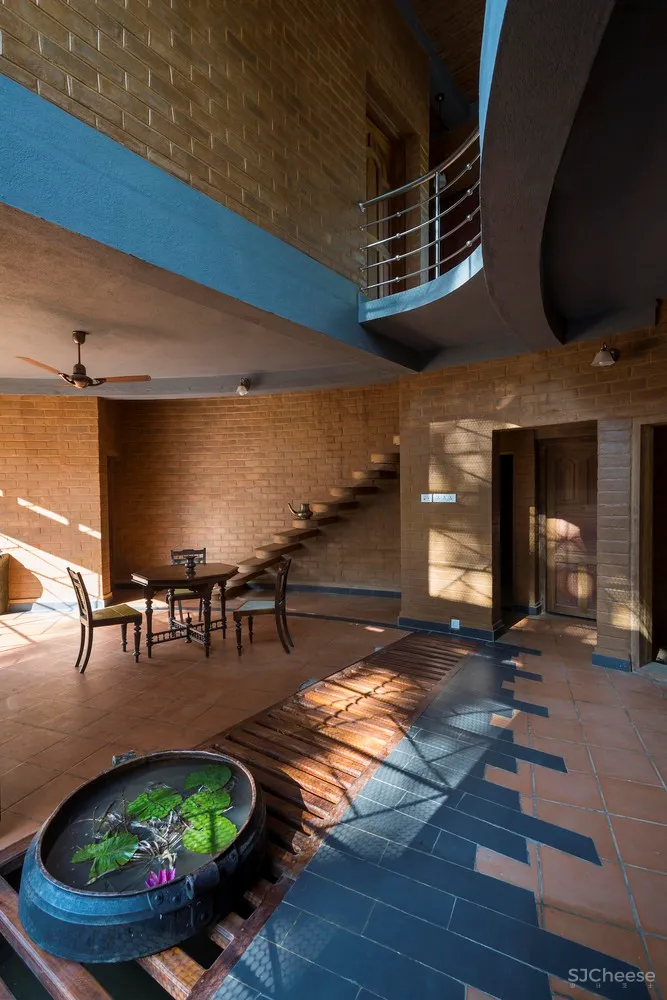 印度牧师住宅 / Wallmakers