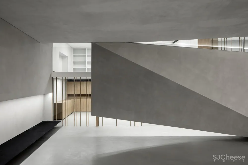 Pitaro办公家具展厅，以色列 / Baranowitz & Goldberg Architects + Pitsou Kedem Architects