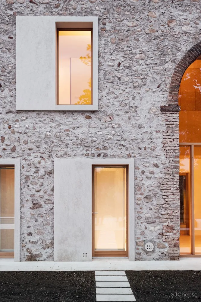 studioWOK：意大利极简清新别墅 首