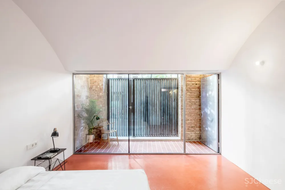 CRÜ | 巴塞罗那低层住宅 La Ximena