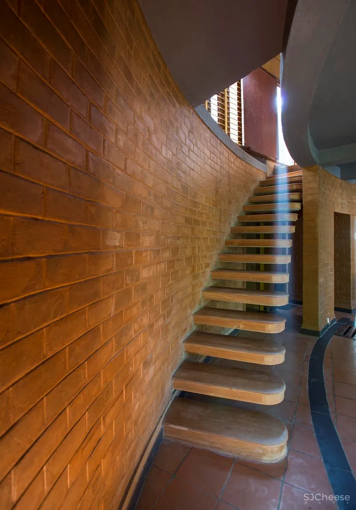 印度牧师住宅 / Wallmakers