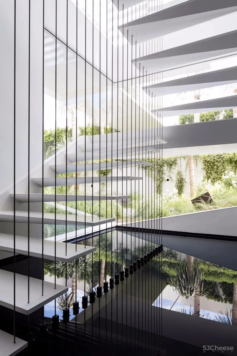 1500m² 大别墅，极简大师这样打造，美竟如此纯粹