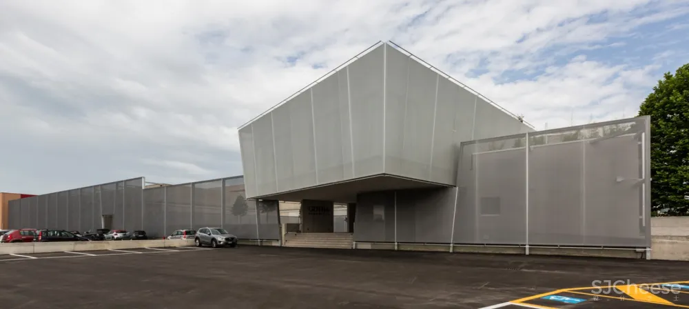 Gotha化妆品公司,意大利 / iarchitects