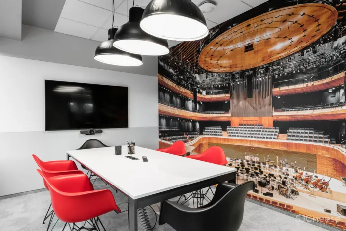 波兰全球管理咨询公司办公室设计