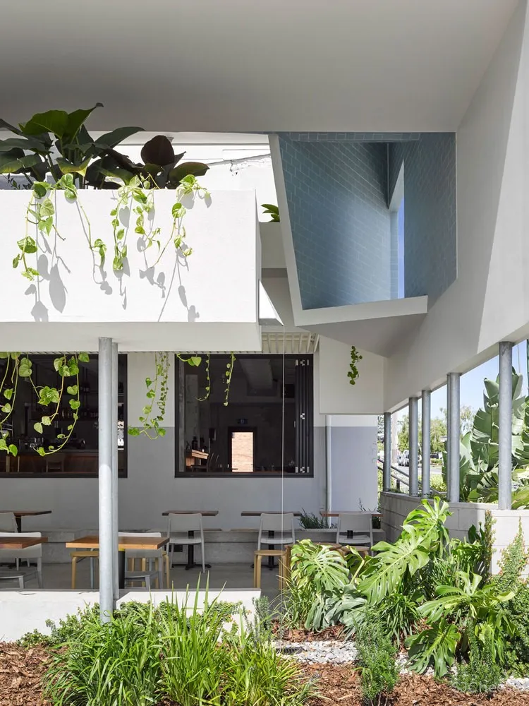 可渗水绿色商店 / Cavill Architects + Jasper Brown