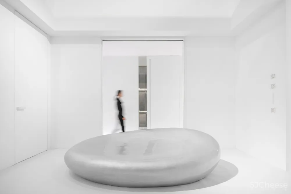 尔我空间设计研究室:广州 无形间 首