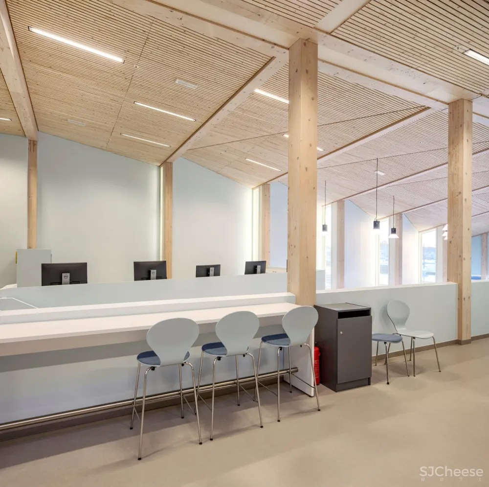 格里姆斯塔德图书馆 / Helen & Hard