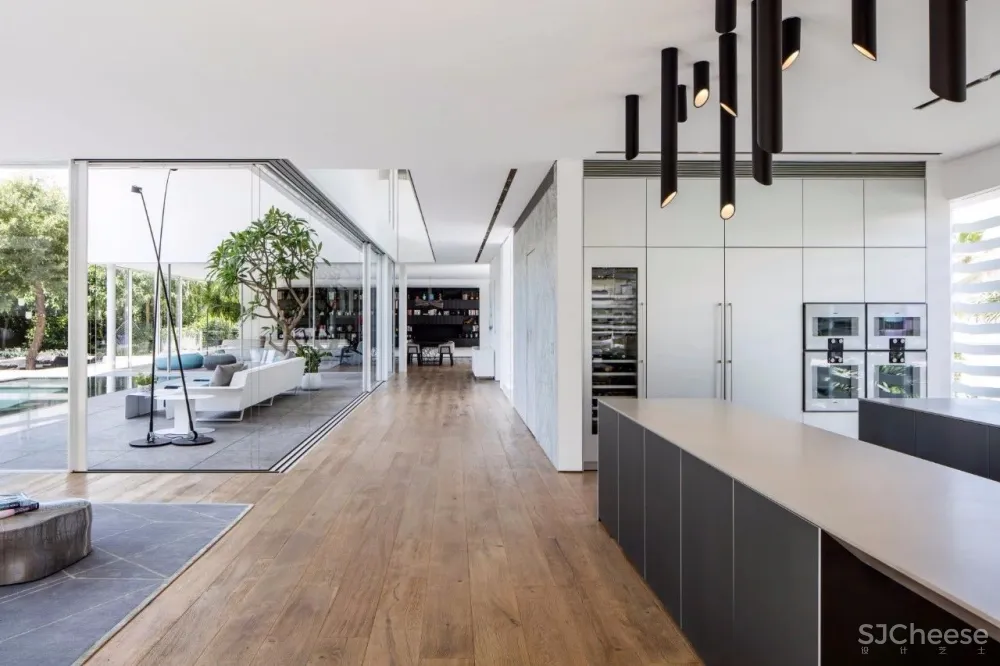 1500m² 大别墅,极简大师这样打造,美竟如此纯粹