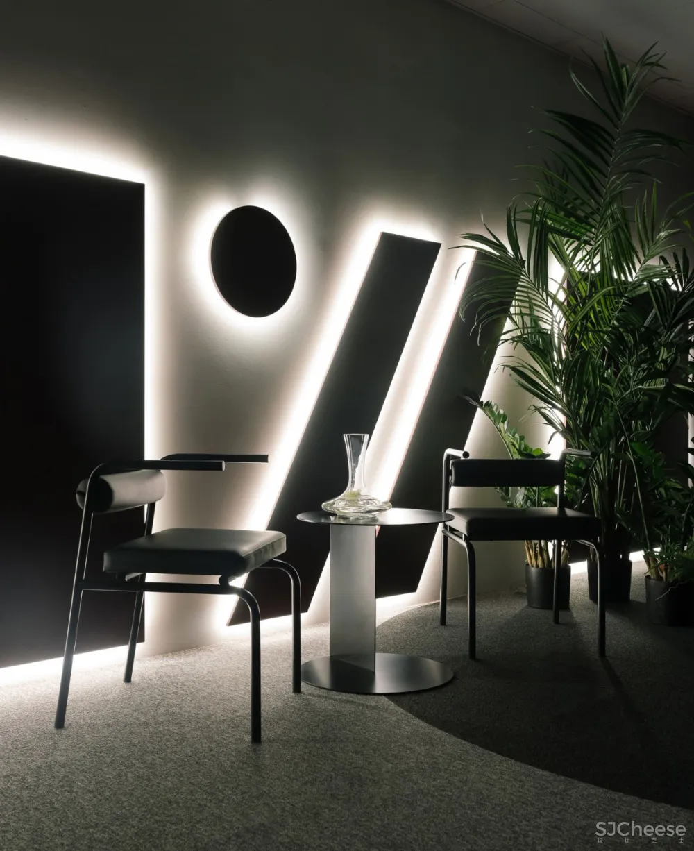 首发 | 大胆的色彩表达 STUDIO11设计明斯克办公空间