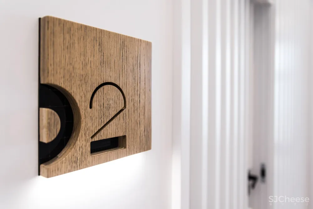 CREDUS诊所，波兹南 / mode:lina 首