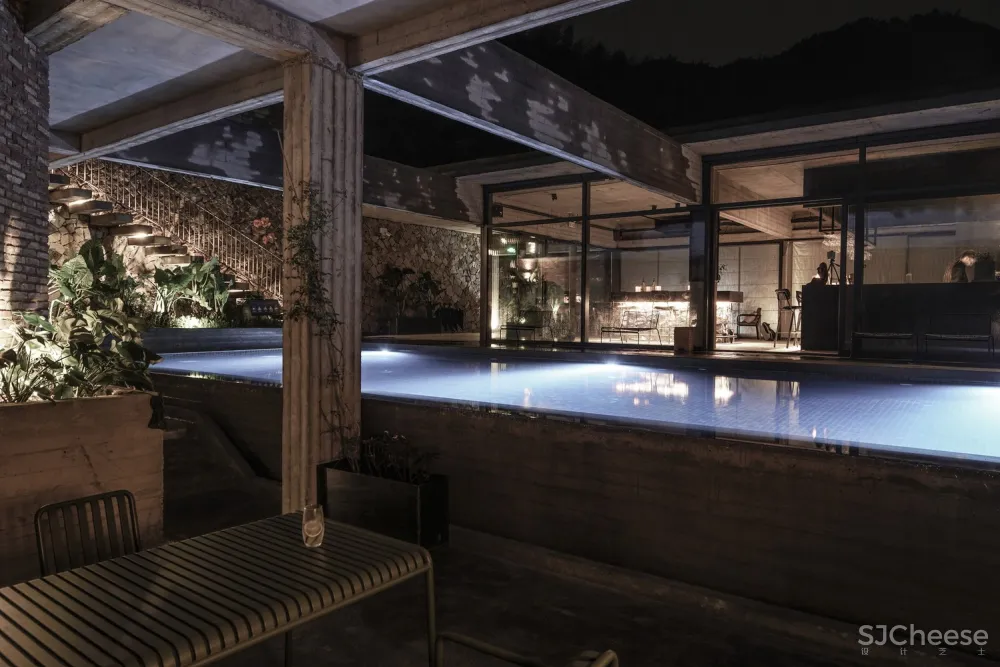 莫干山宿里三号度假酒店 / Atelier XÜK