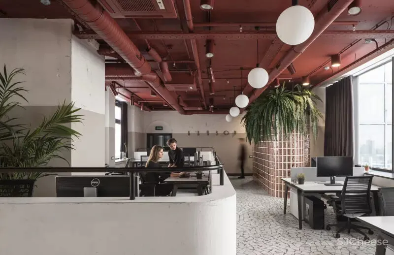 VIZOR游戏公司明斯克上世纪苏联风办公室设计