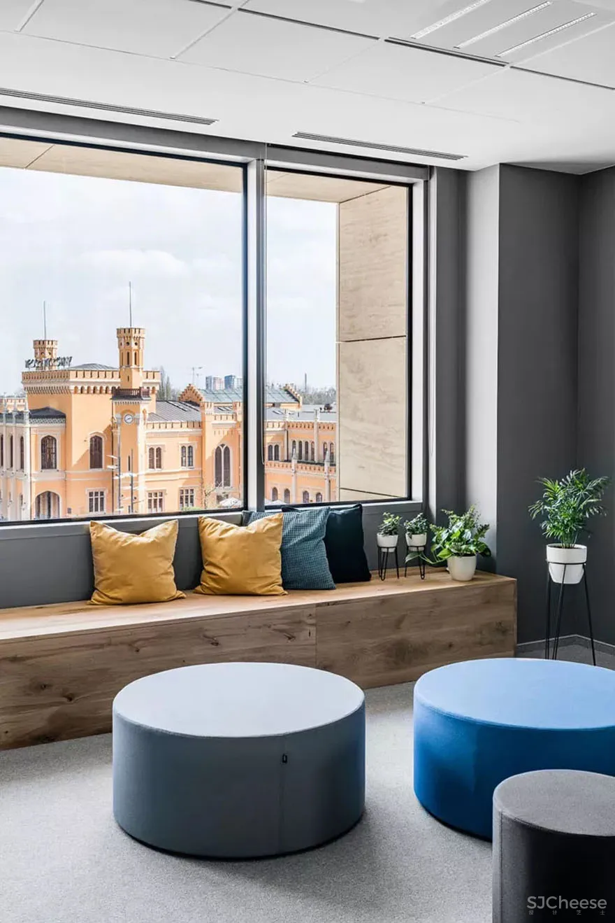 640.webp (9).jpg 波兰TBSC数字营销集团弗罗茨瓦夫办公设计 | CH+