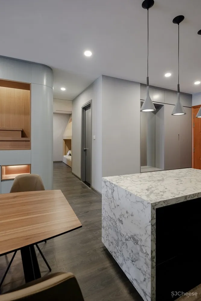 P02 公寓 / Comma Studio