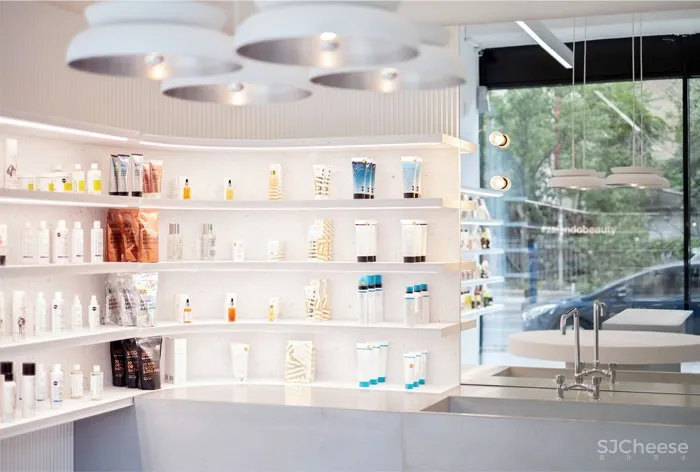 Zalando 美容站,低彩度也能给你需要的温暖氛围 | Batek Architekten