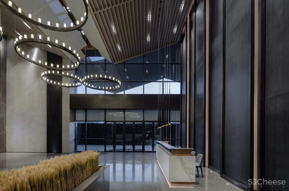 上海乐尚设计:沈阳融创城售楼部 首