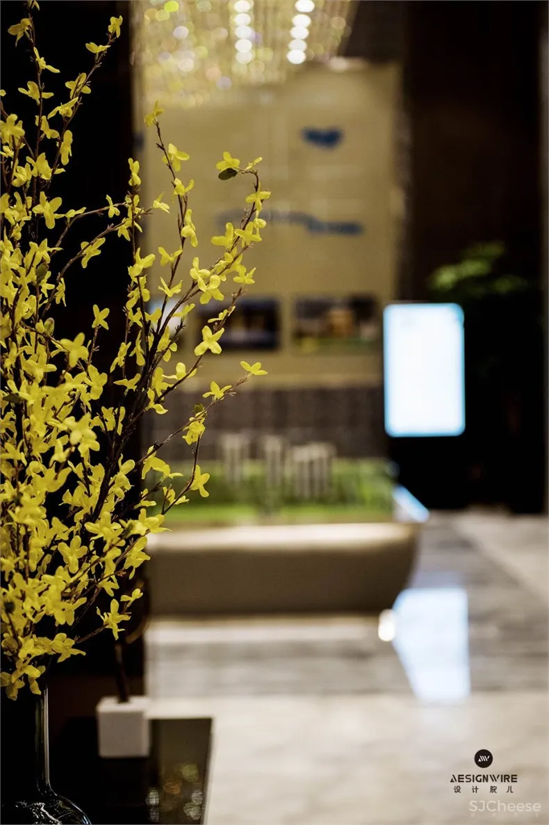 方舍:龙湖·双珑原著销售中心设计