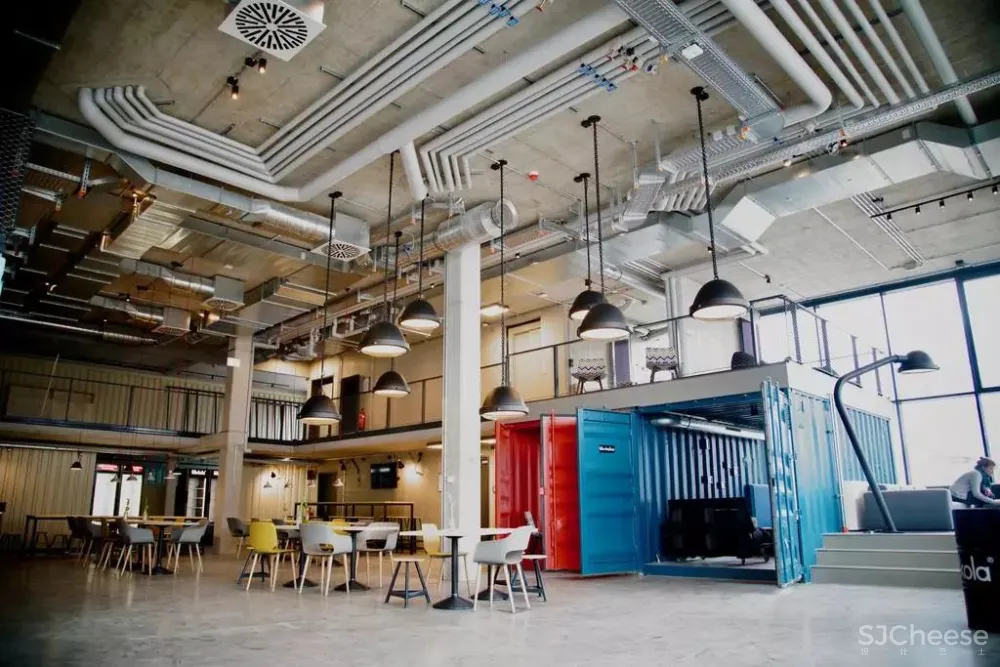 用集装箱造旅店,低预算打造创意空间