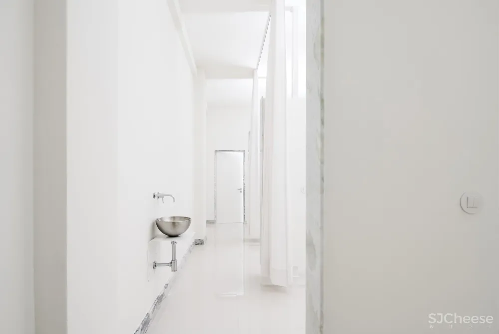 MARTINS:葡萄牙极简健康诊所