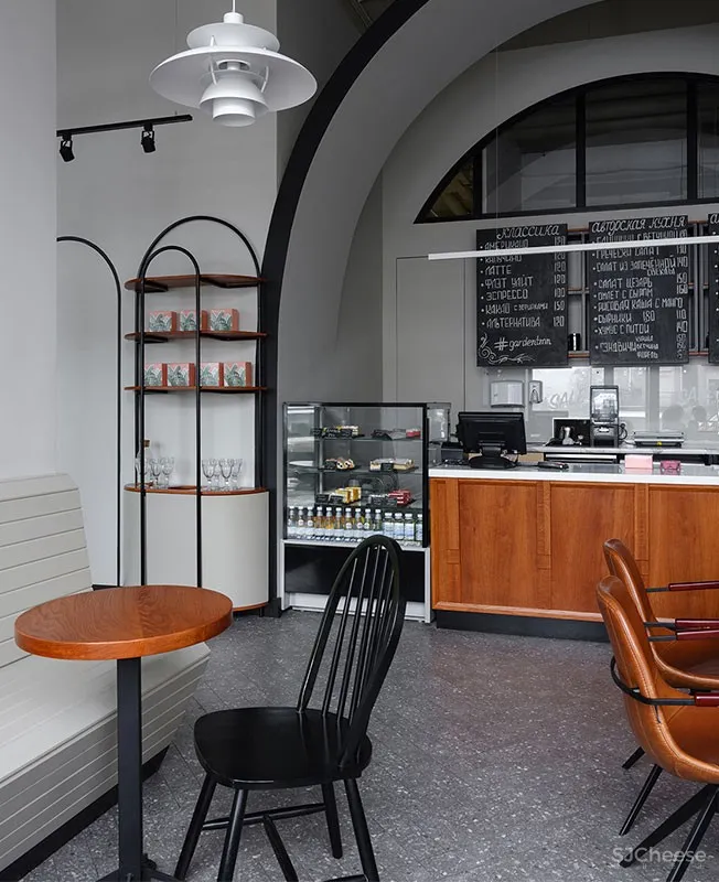 俄罗斯秋明拱门咖啡馆 | STUDIO LYNX