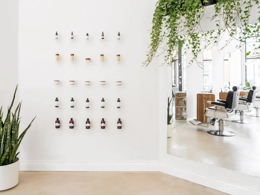 Ivy Studio：藤蔓理发店