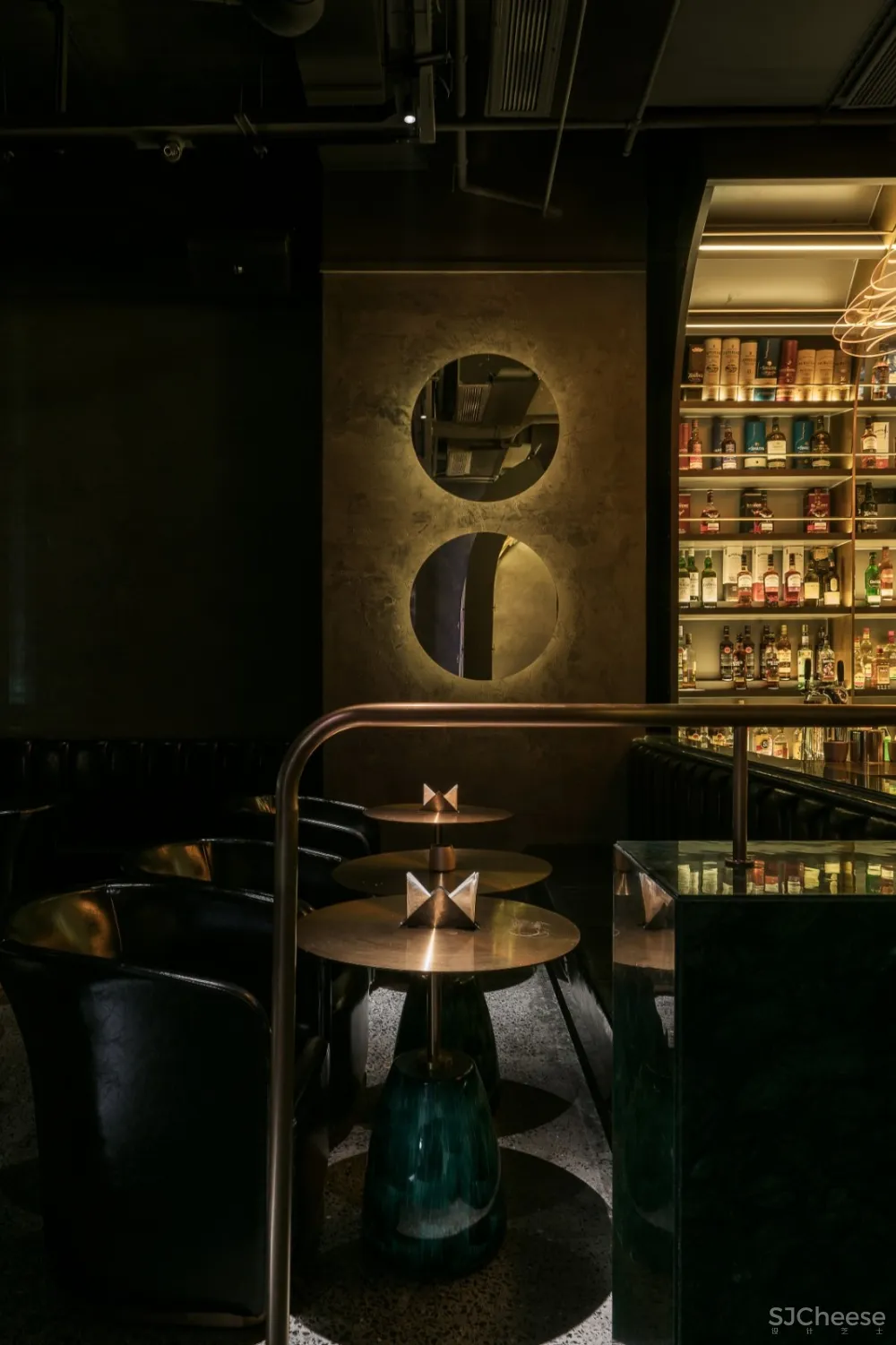 多元选择中追寻，定义独有基因 | 珑腾商业空间设计事务所 首