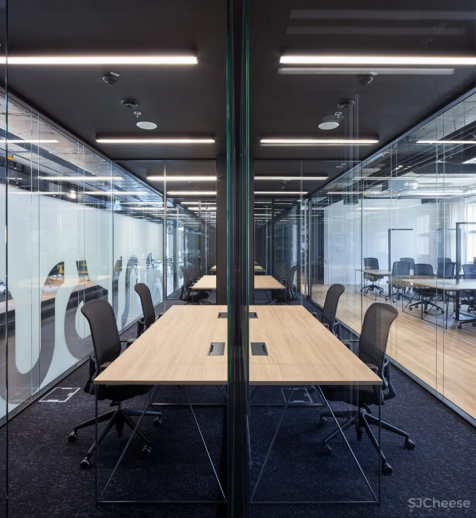 HubHub共享办公室,布拉格 / Studio Perspektiv s.r.o. 首