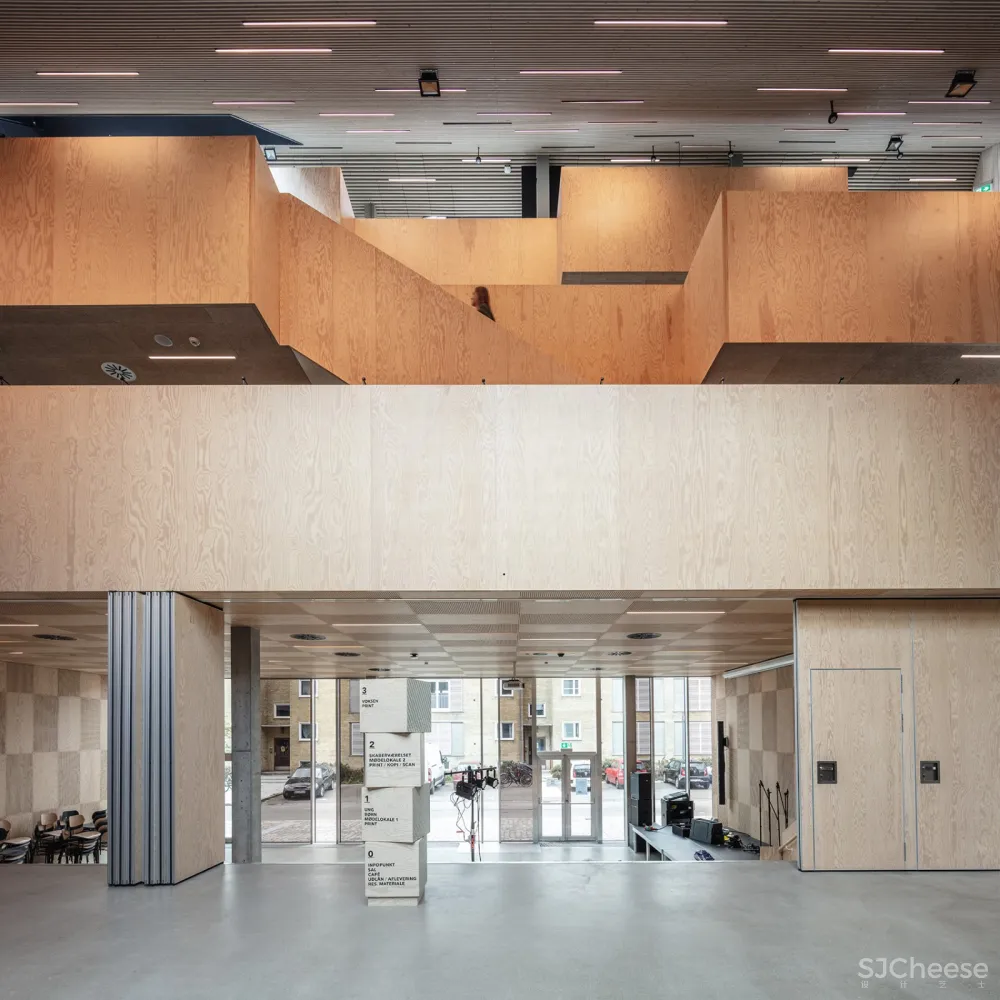 Tingbjerg图书馆和文化之家,丹麦 / COBE