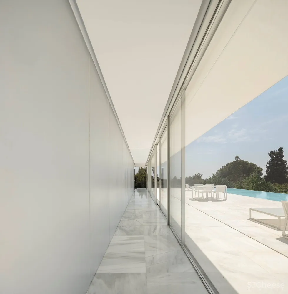 Fran Silvestre Arquitectos:远眺大海 Hofmann House 首